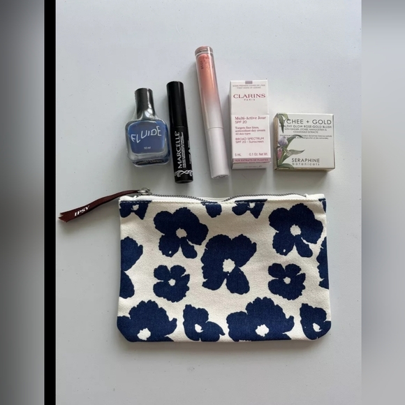 IPSY  brand makeup bag 3×20$ - Picture 3 of 7